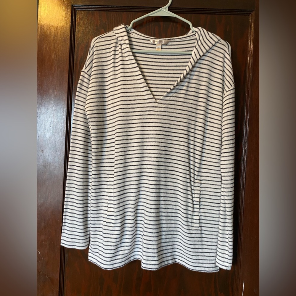 Banana Republic Sweater - Size S